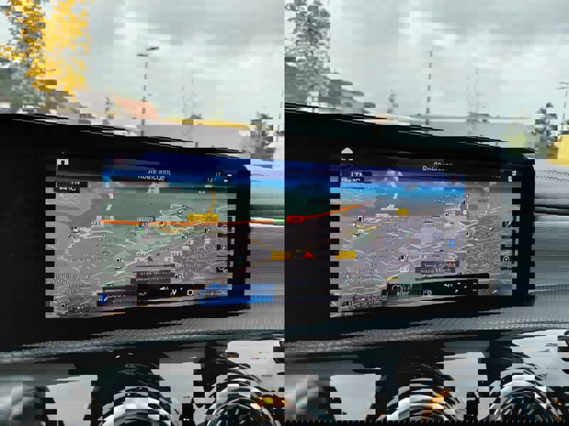 Image Mercedes-Benz CLASSE A A 250 e  Berline Compacte AMG Line 